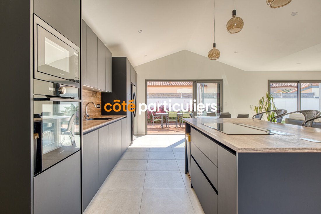 Villa in Les Sables-d'Olonne, Pays de la Loire, France 5 - 17047833