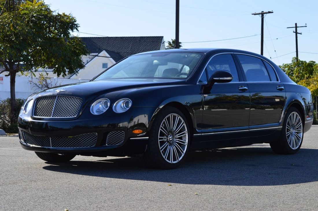 Sedan in Los Angeles, CA, United States 3 - 17057035