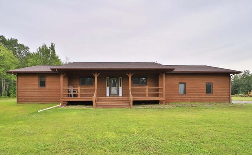 House in Emily, Minnesota, United States 1