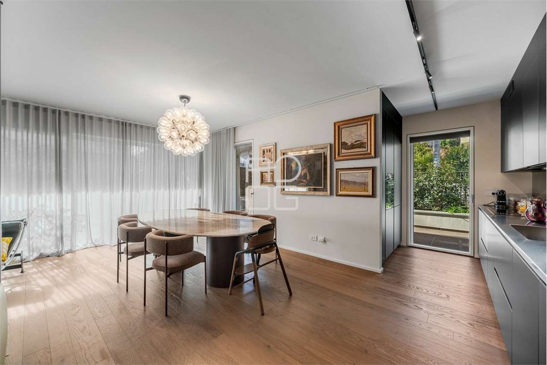 Apartment in Historic Center, Desenzano del Garda, Lombardy 4 - 17056577