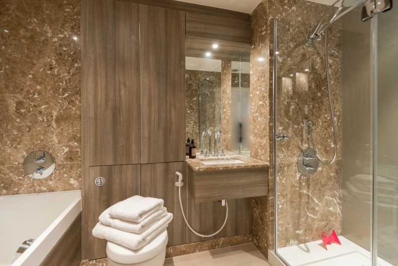 Apartment in Walham Green, Hammersmith and Fulham, England 5 - 17055290