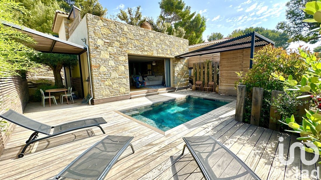 House in La Cadiere-d'Azur, Provence-Alpes-Côte d'Azur, France 1 - 17053034