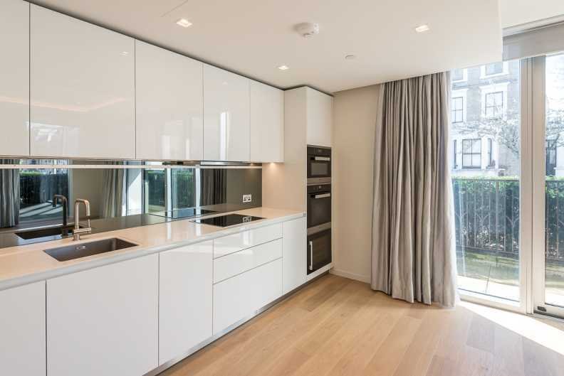 Apartment in Earls Court, Kensington And Chelsea, England 4 - 17055403