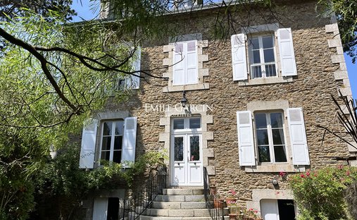Villa in Saint-Briac-sur-Mer, Brittany, France 1