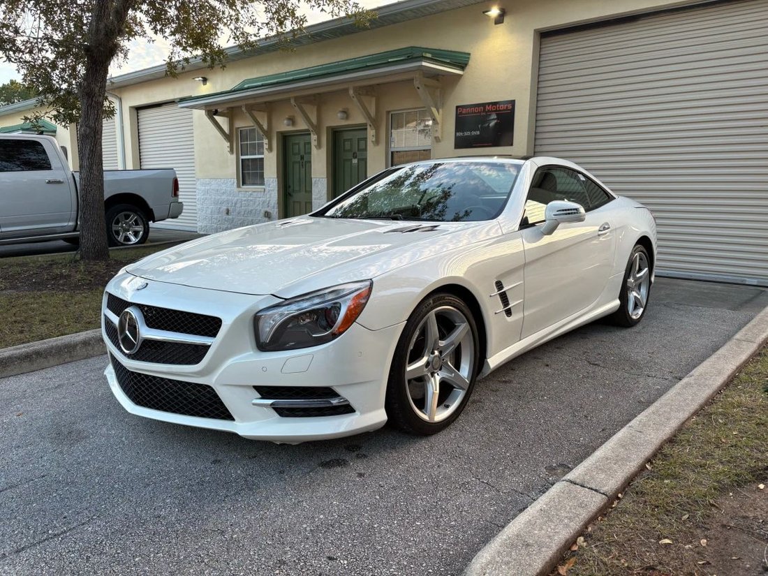 Cabriolet in Palm Coast, FL, United States 2 - 16706275