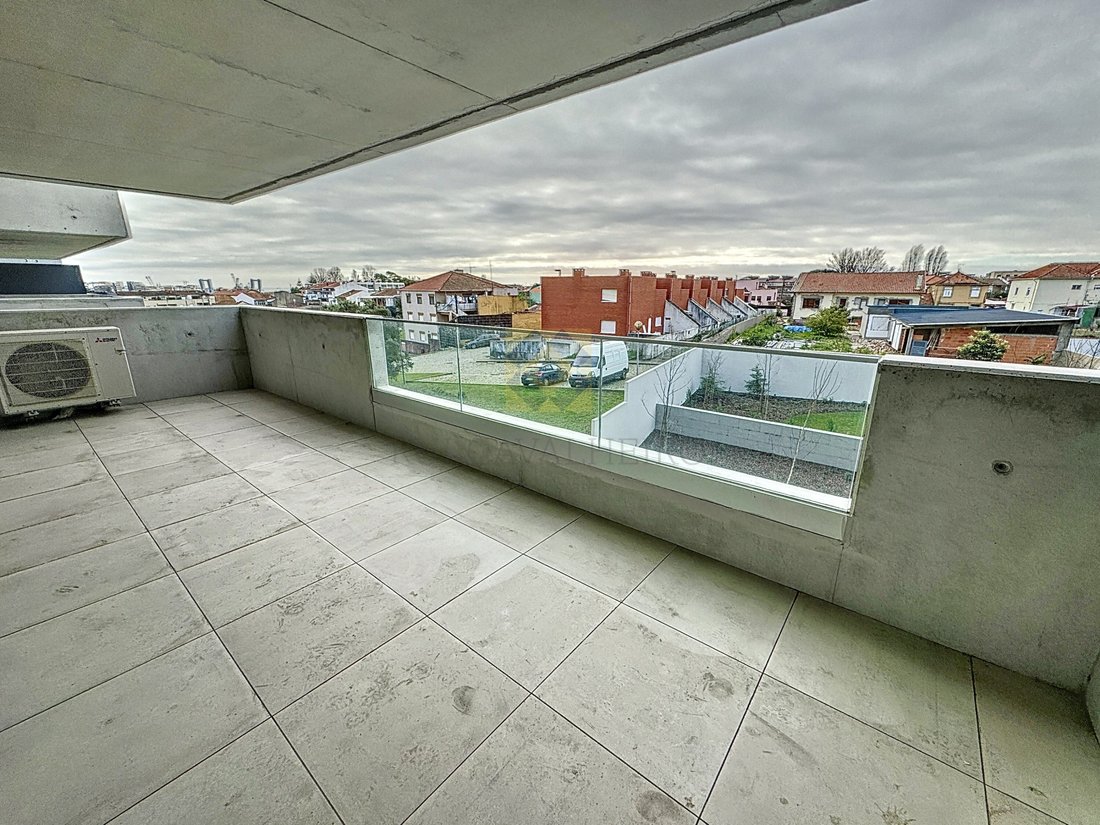 Apartment in Matosinhos e Leca da Palmeira, Porto District, Portugal 1 - 17054083