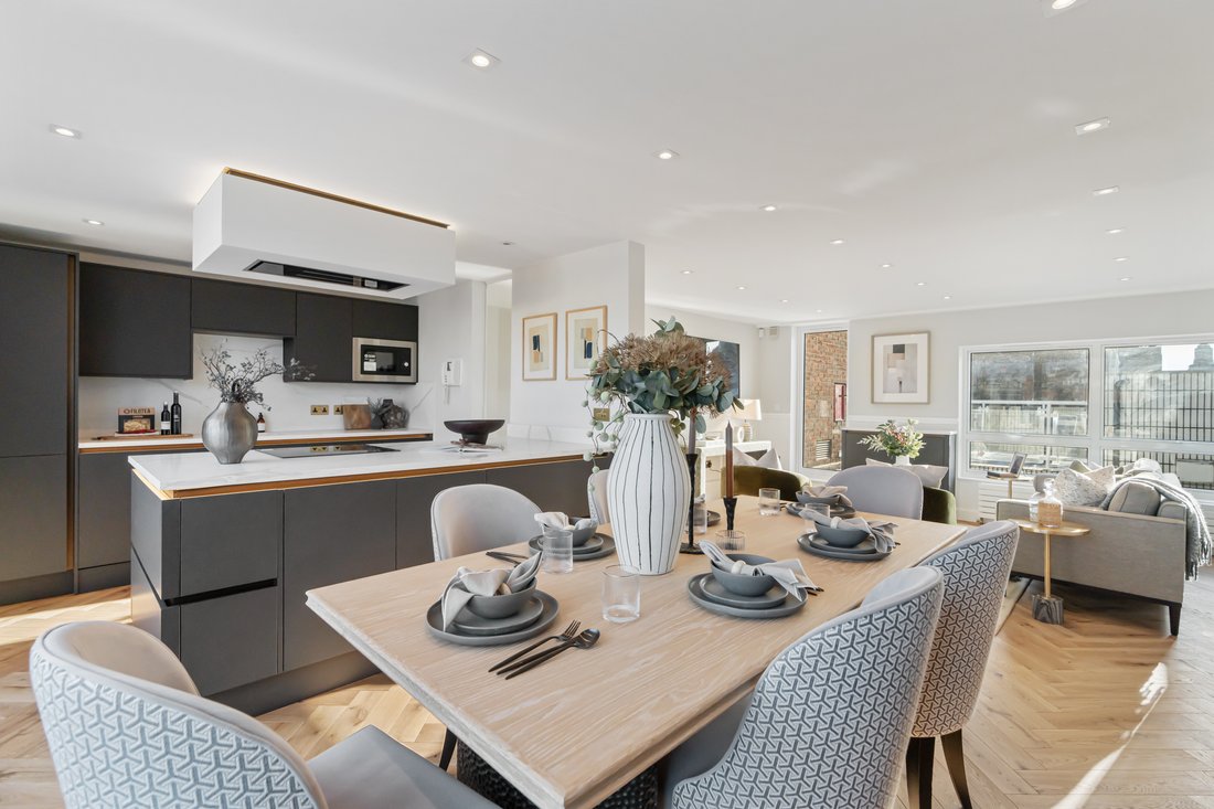Apartment in Mayfair, Westminster, England 5 - 17049697
