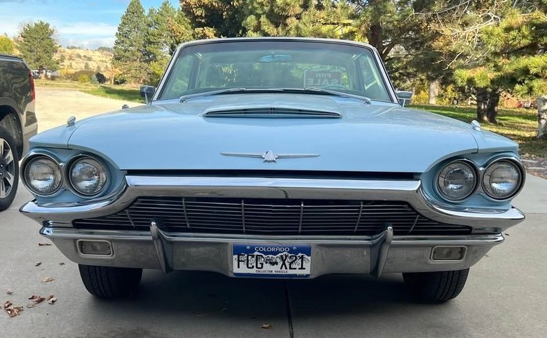 Coupe in Glendale, United States 2 - 17053429
