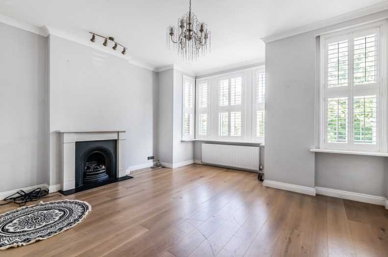 Apartment in Holly Village, Haringey, England 2 - 17055472