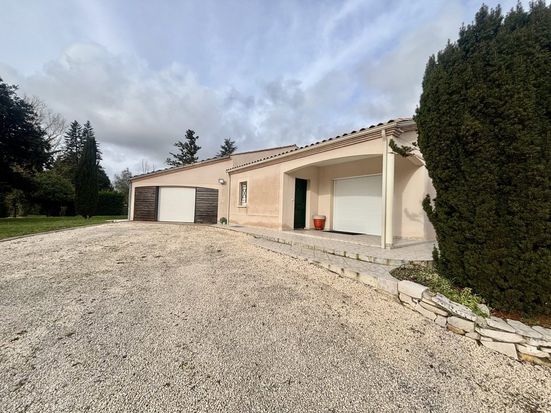 Villa in Casseneuil, Nouvelle-Aquitaine, France 4 - 17057249