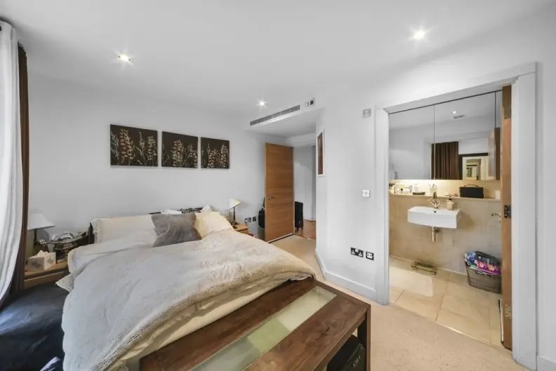 Apartment in Walham Green, Hammersmith and Fulham, England 5 - 17055292