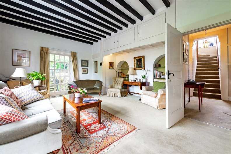 House in Temple Fortune, Barnet, England 2 - 17055313