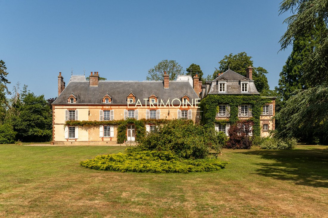 Villa in Saint-Antonin-de-Sommaire, Normandy, France 1 - 17047988