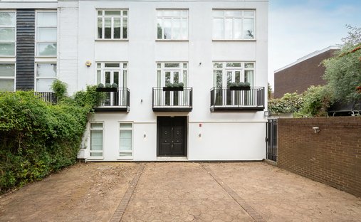 Haus in Belsize Park, Camden, England 1