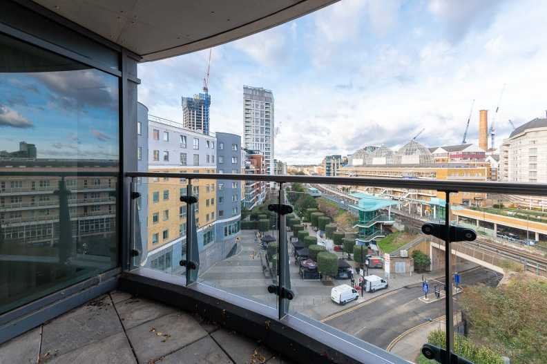 Apartment in Walham Green, Hammersmith and Fulham, England 4 - 17055506