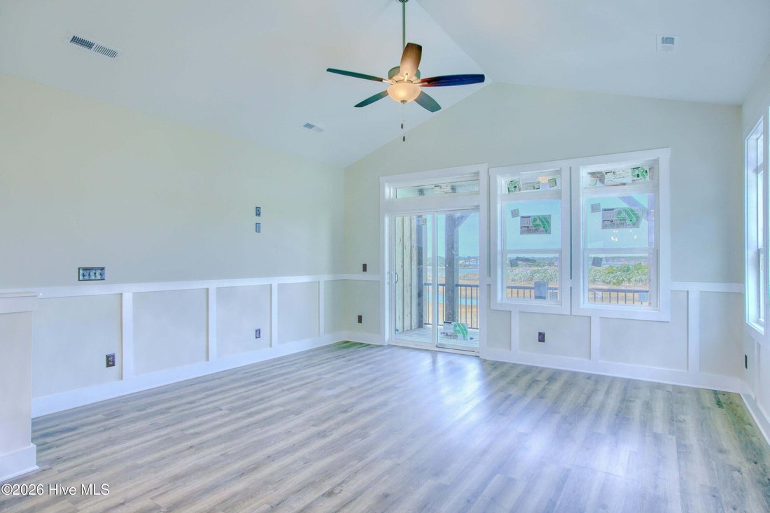 House in Surf City, North Carolina, United States 5 - 17055692