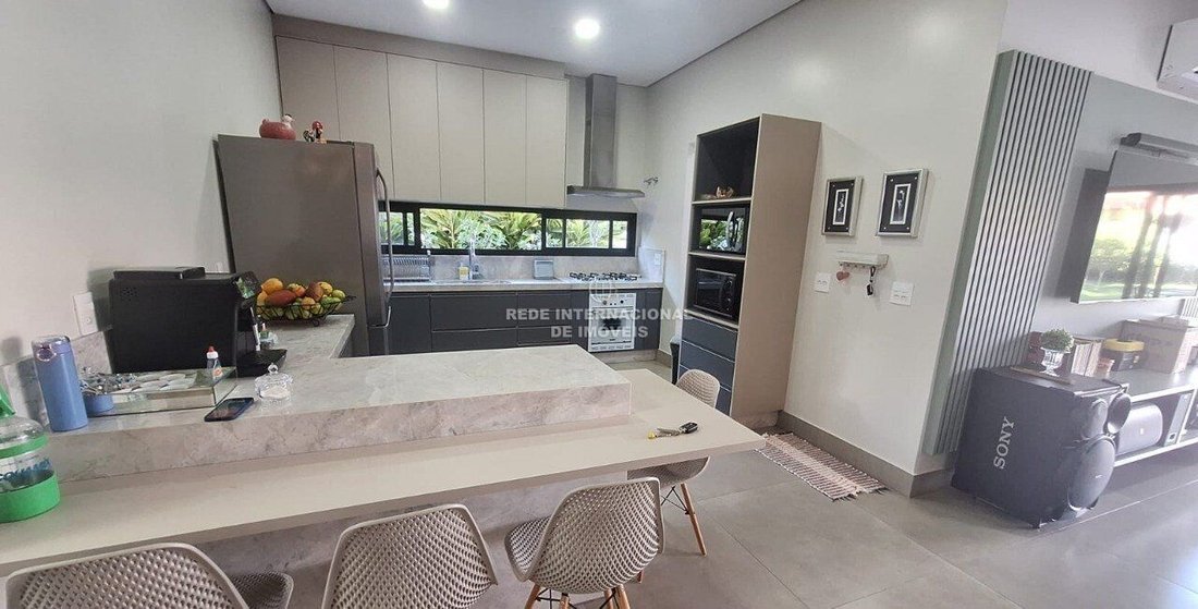 House in Sorocaba, State of São Paulo, Brazil 5 - 17053832