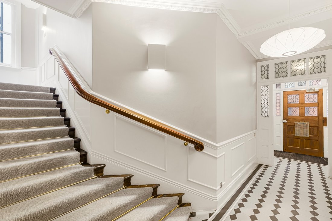 Apartment in Brompton, Kensington And Chelsea, England 3 - 17048732