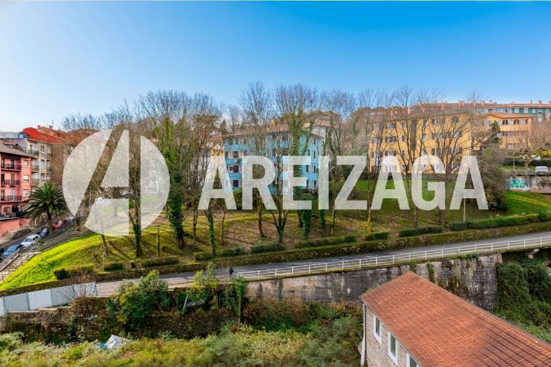 Apartment in Centro, Donostia-San Sebastian, Spain 5 - 17051296