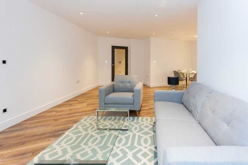 Apartment in Ealing (London Borough of Ealing), Ealing, England 4 - 17055427