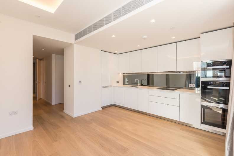 Apartment in Earls Court, Kensington And Chelsea, England 1 - 17055403
