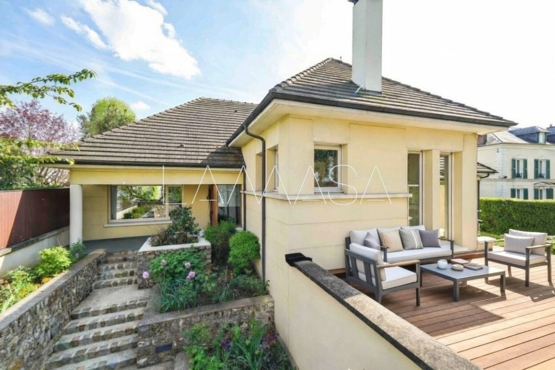 House in Lagny-sur-Marne, Ile-de-France, France 1 - 16099247