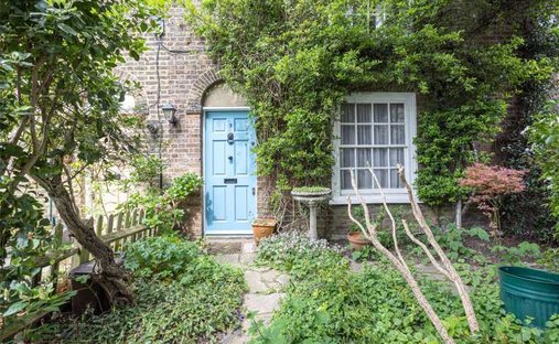 House in Hampstead, Camden, England 1