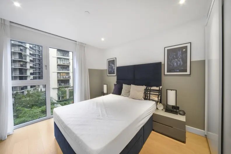 Apartment in White City, Hammersmith and Fulham, England 4 - 17055565