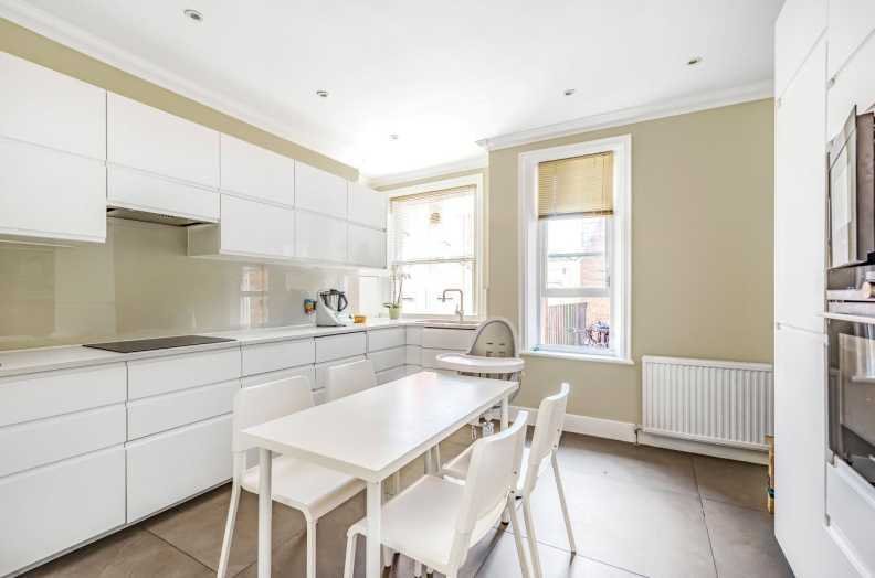 Townhouse in West Hampstead, Camden, England 3 - 17055214