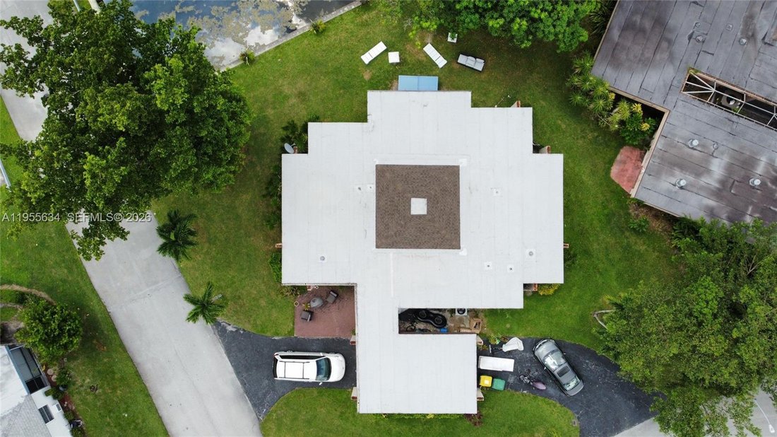 House in Coral Springs, Florida, United States 4 - 17051763