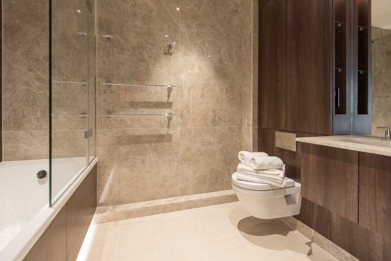 Apartment in Ealing (London Borough of Ealing), Ealing, England 2 - 17055385