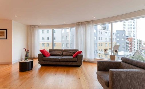 Apartment in Walham Green, Hammersmith and Fulham, England 1