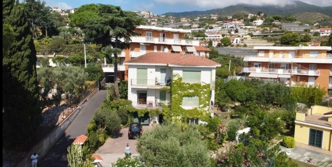 Villa in Coldirodi, Sanremo, Italy 2 - 17050637
