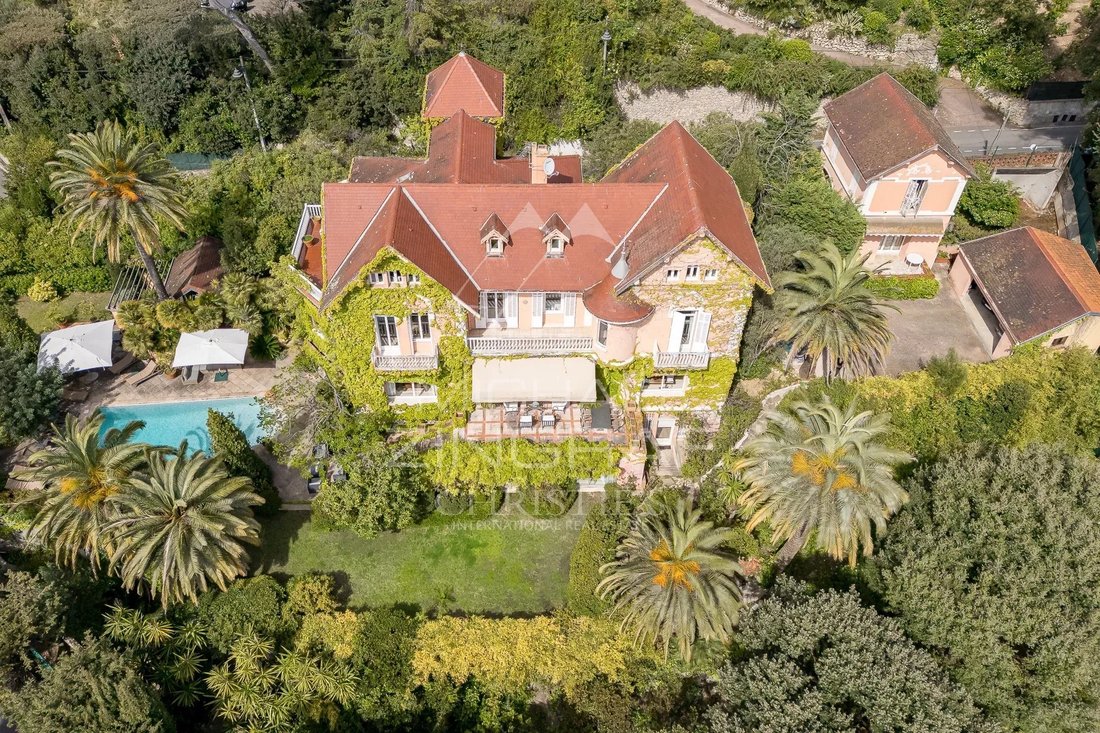 House in Cannes, Provence-Alpes-Côte d'Azur, France 1 - 17048981