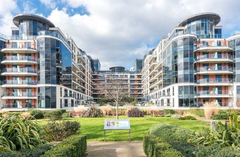 Apartment in Walham Green, Hammersmith and Fulham, England 1 - 17055415