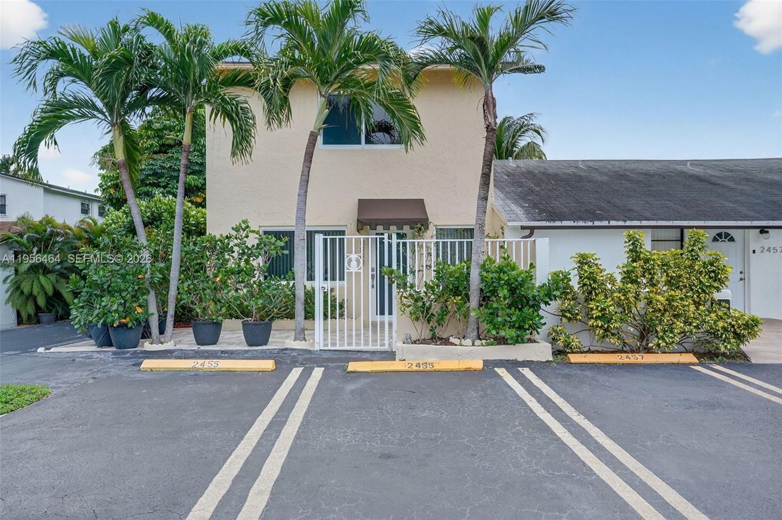 House in Miami, Florida, United States 4 - 17059529