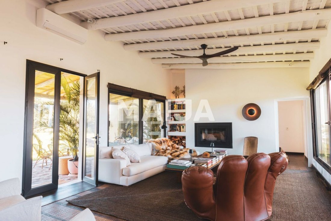 House in San Carlos, Maldonado Department, Uruguay 4 - 17050290