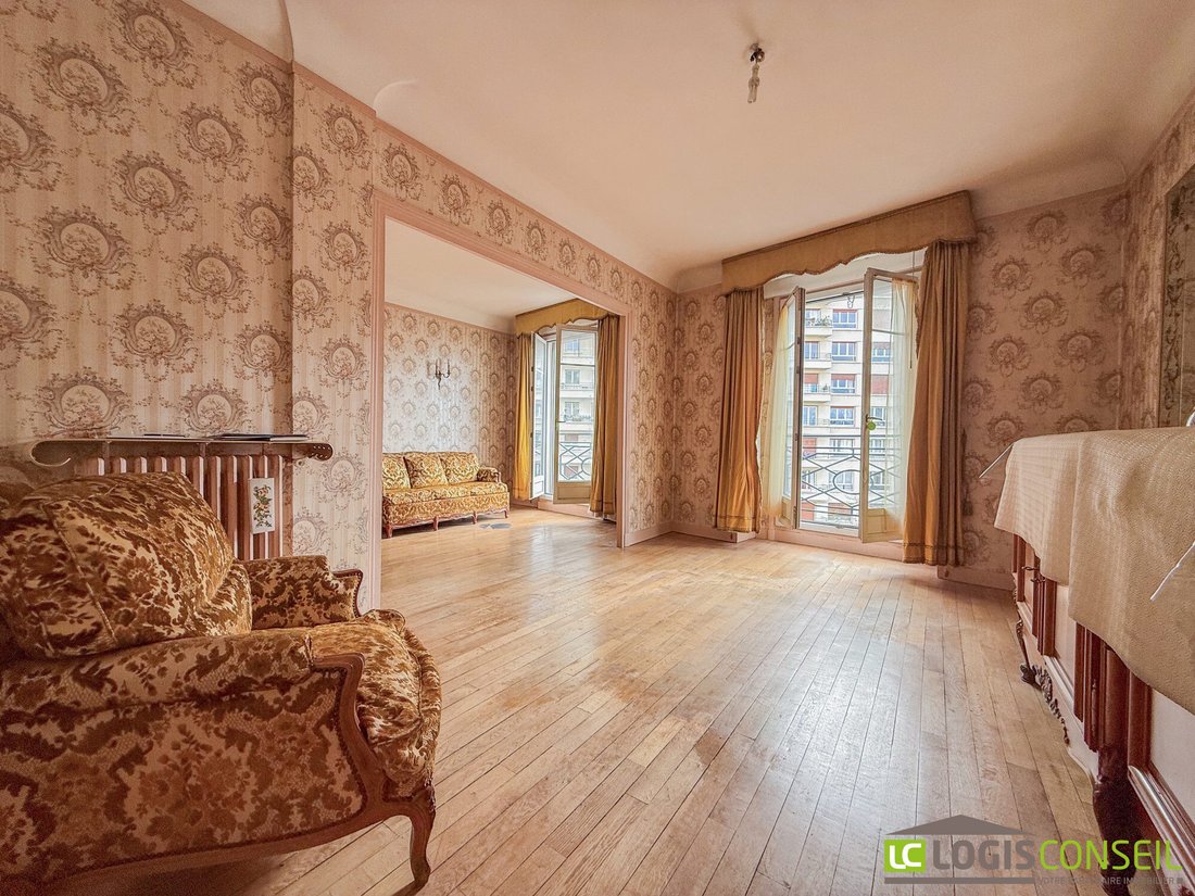 Apartment in Violet Commerce, Paris 15e Arrondissement, Paris 4 - 17052765