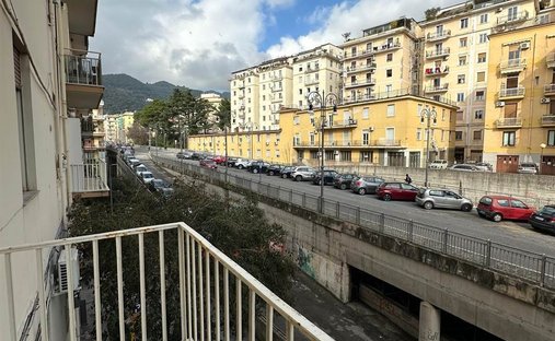 Wohnung in Centro, Salerno, Kampanien 1