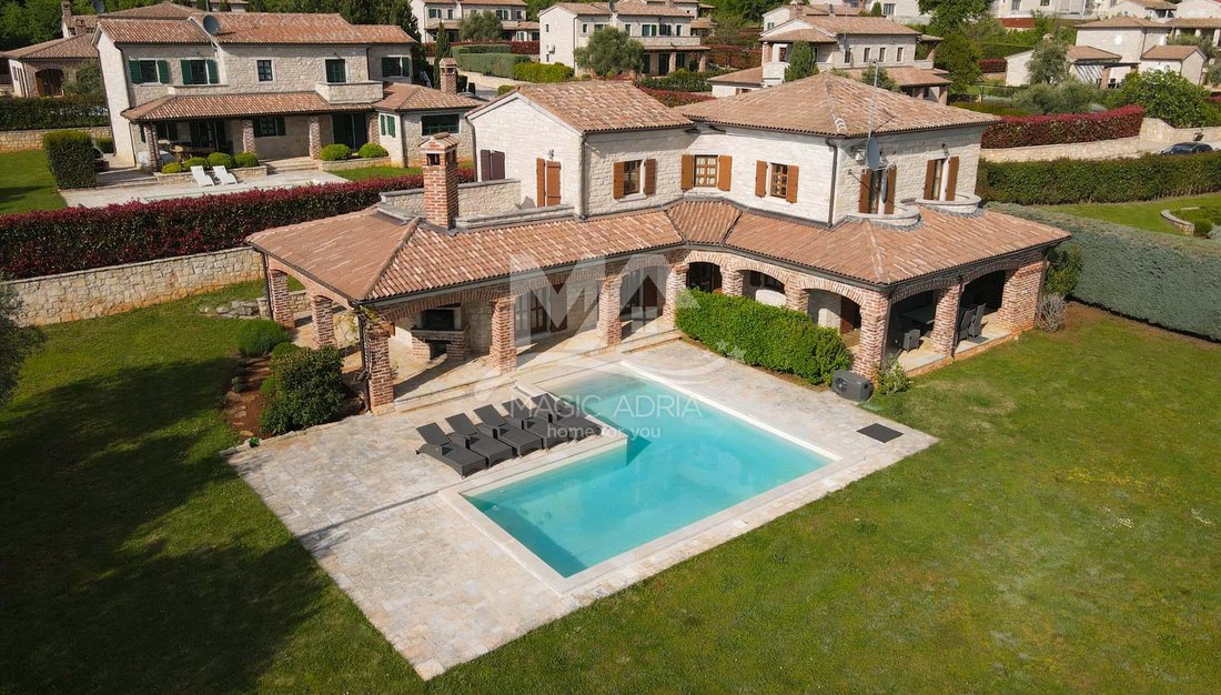 House in Sveti Lovrec Pazenaticki, Istria County, Croatia 4 - 17056816