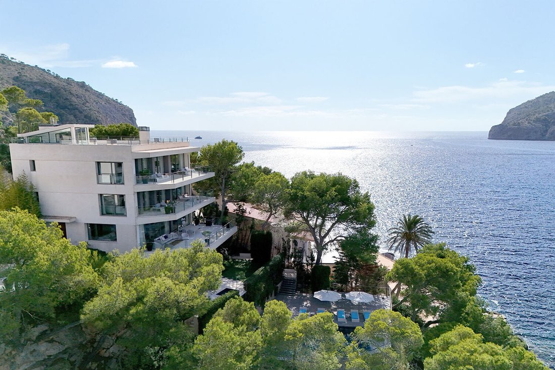 Villa in Camp de Mar, Mallorca, Andratx, Balearic Islands 1 - 17022883