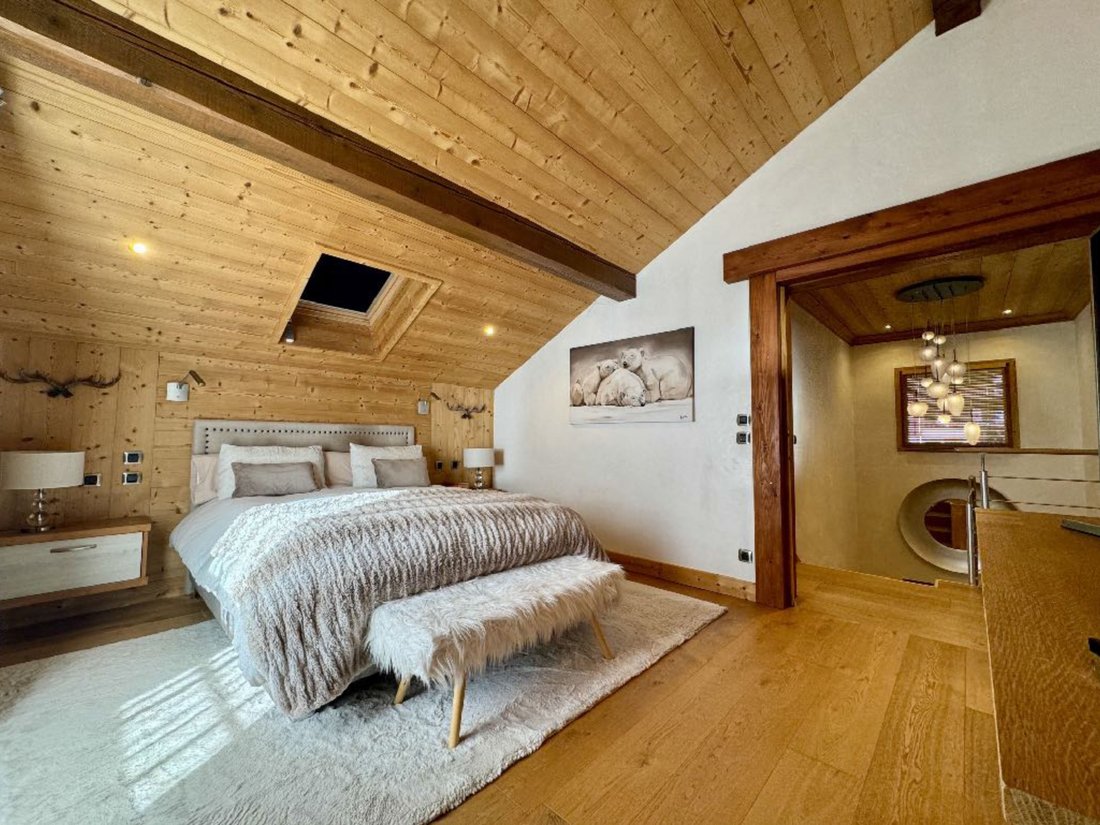 Chalet in Bozel, Auvergne-Rhône-Alpes, France 2 - 17055414
