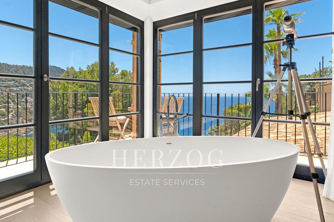 Villa in Port d'Andratx, Andratx, Balearic Islands 2 - 16981243