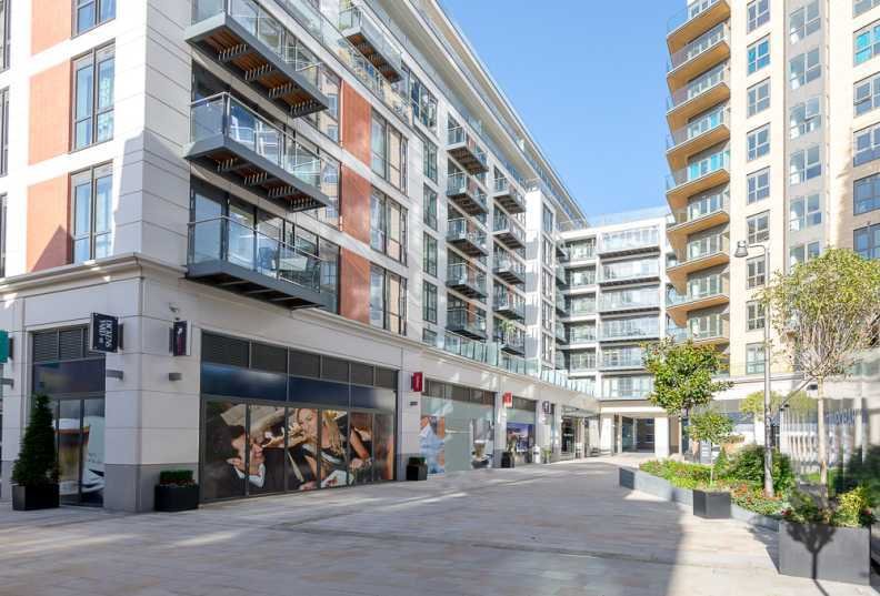 Apartment in Ealing (London Borough of Ealing), Ealing, England 1 - 17055481