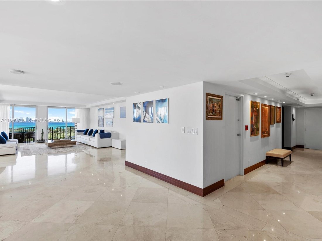 Condo in Miami Beach, Florida, United States 2 - 17050777