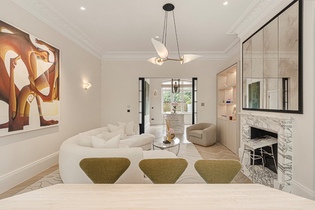 Apartment in Brompton, Kensington And Chelsea, England 4 - 17049296