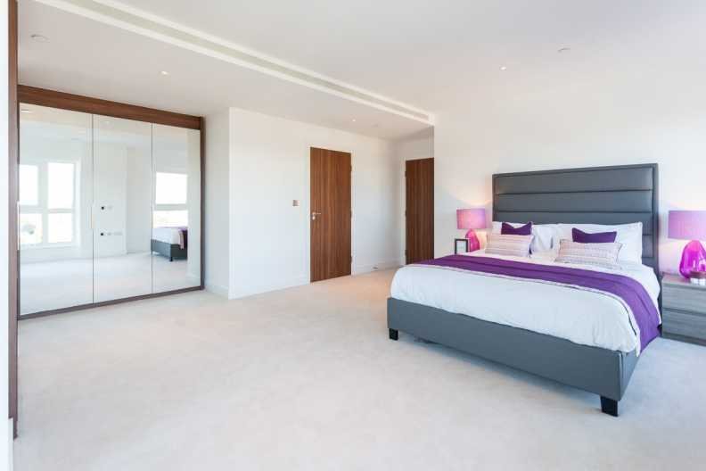 Apartment in Ealing (London Borough of Ealing), Ealing, England 2 - 17055517