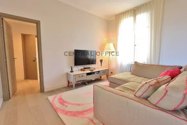 Apartment in Antibes, Provence-Alpes-Côte d'Azur, France 5 - 17049141