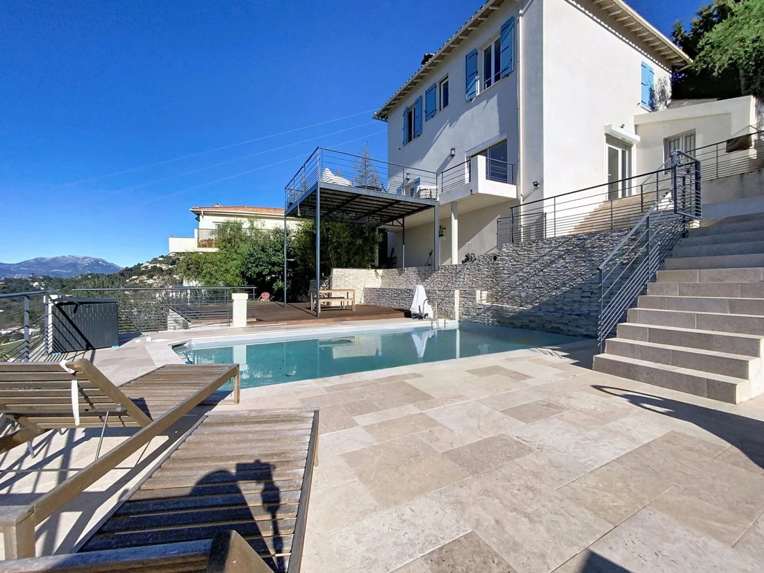 Villa in Aspremont, Provence-Alpes-Côte d'Azur, France 2 - 17048492