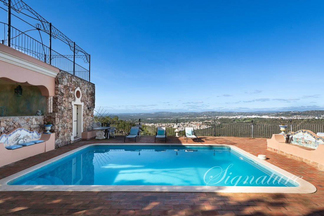 Villa in Santa Barbara de Nexe, Algarve, Portugal 3 - 17054019